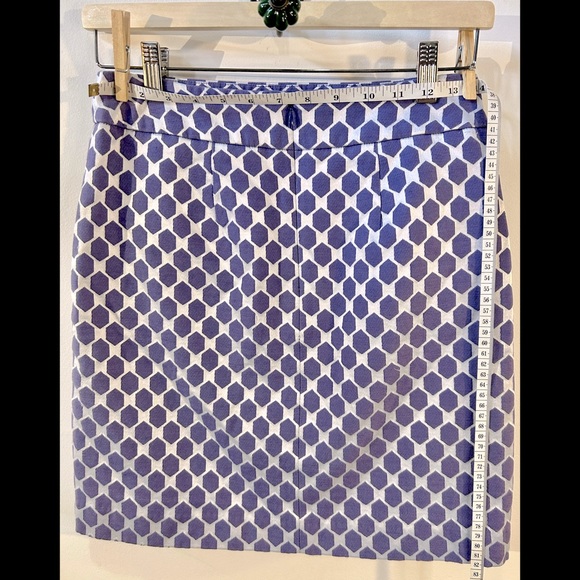 LAST CHANCE Ann Taylor Loft Purple Geometric Design Pencil Skirt size 0 - Picture 6 of 7